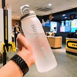 900ml Tritan plastic water bottle BPA free Gym water bottle Leak-proof Water Bottle Riding Travel Outdoor Explosion Sport Bottle